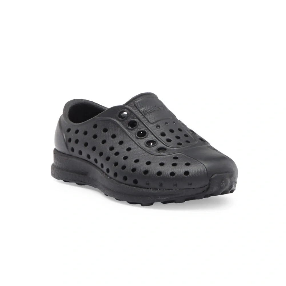 Native Robbie Sugarlite Slip-On Shoe Black Size 4 Kids, Waterproof, Outdoor, New